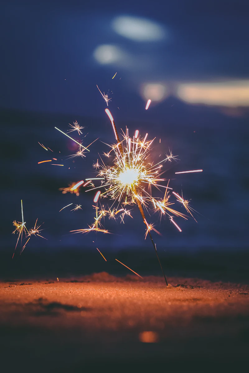 Sparkler light trails